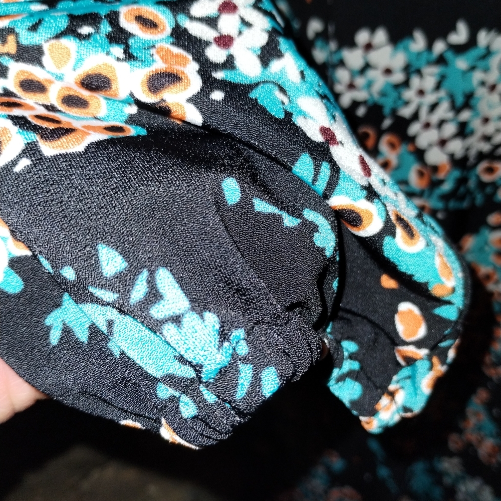 Lildy floral blouse tunic, size L XL, great condition, Hi Lo - Picture 3 of 9